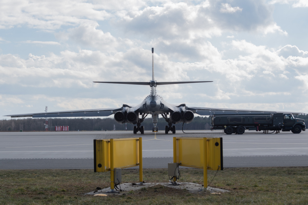 USAF B-1 bombers made hot pit refuelling stop at Powidz Air Base, Poland today.  (Photo by Senior Airman John Wright)