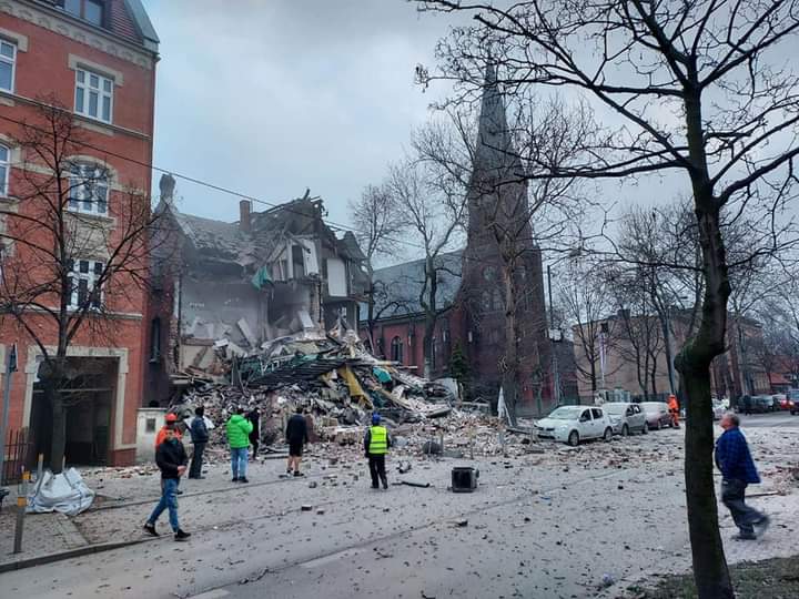 Hoogstwaarschijnlijk een gasexplosie in Katowice aan de Bednorza-straat