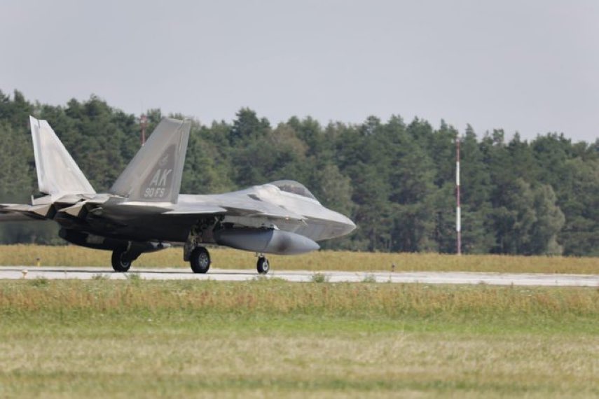 Polish Minister of Defense confirmed that American F-22 jets now not landed in Poland. Reinforcement for NATO's eastern flank