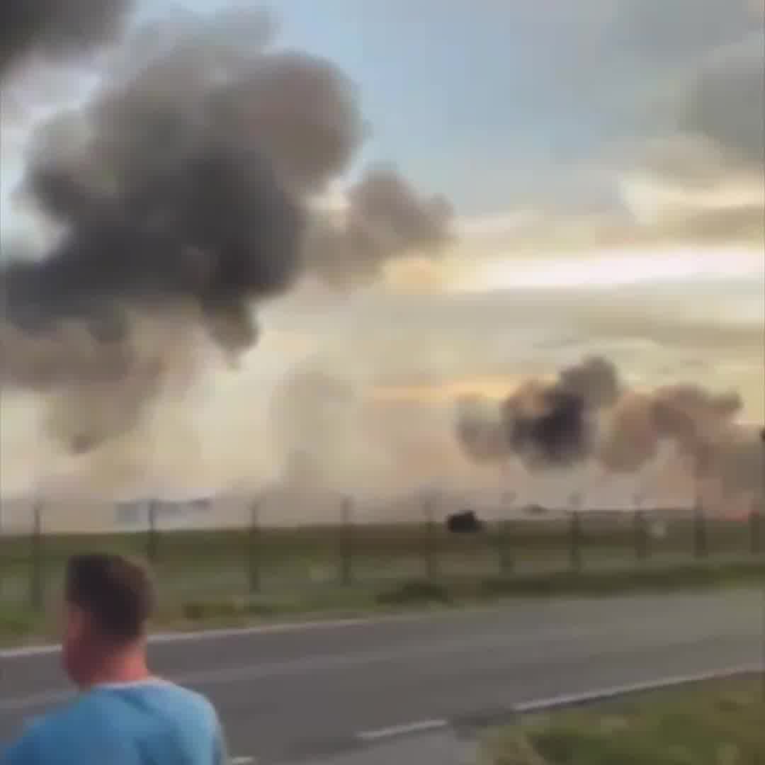 התרסקות מטוס F-16 בראדום במהלך אימון מפגן אווירי. השניות האחרונות של טיסת המטוס והתקרית עצמה תועדו בווידאו.