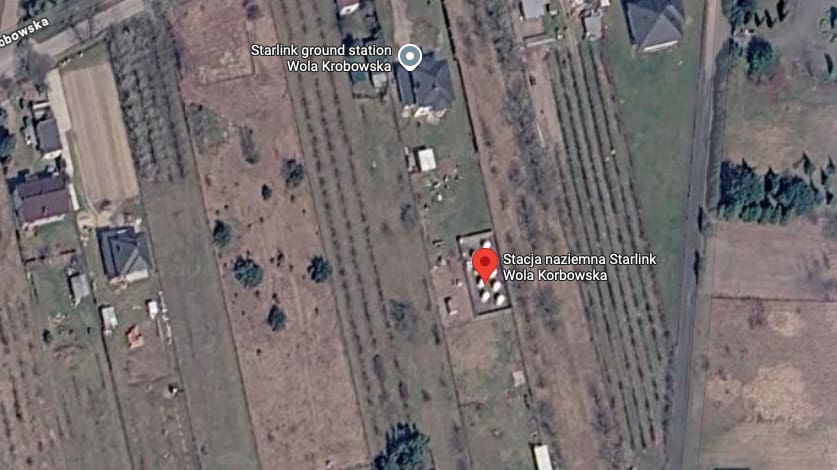 Fire breaks out at Starlink base in Masovian region of Poland on Wednesday evening. The station enables internet access for large parts of Eastern Europe, including Ukraine. Initial investigations suggest a possible arson attack.